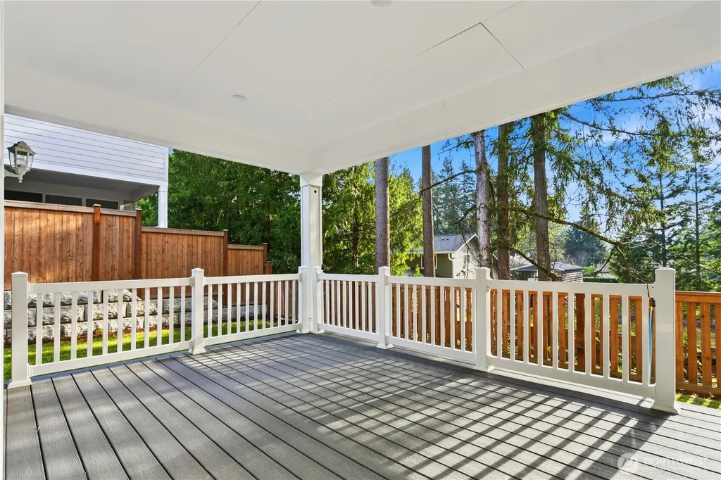 6563 SE 8th Place Renton WA 98059