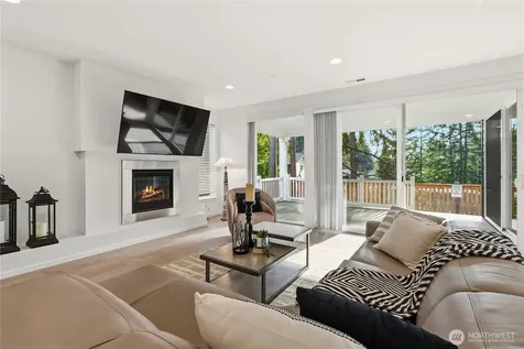 6563 SE 8th Place Renton WA 98059