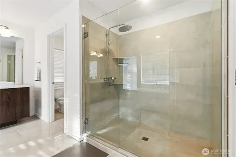 6563 SE 8th Place Renton WA 98059