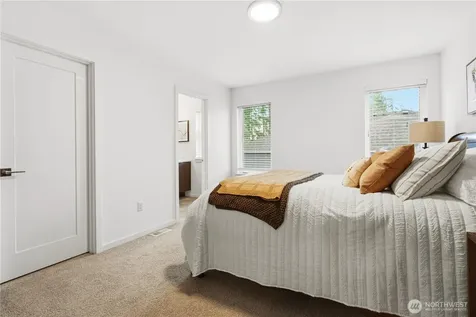 6563 SE 8th Place Renton WA 98059