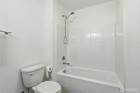 6563 SE 8th Place Renton WA 98059
