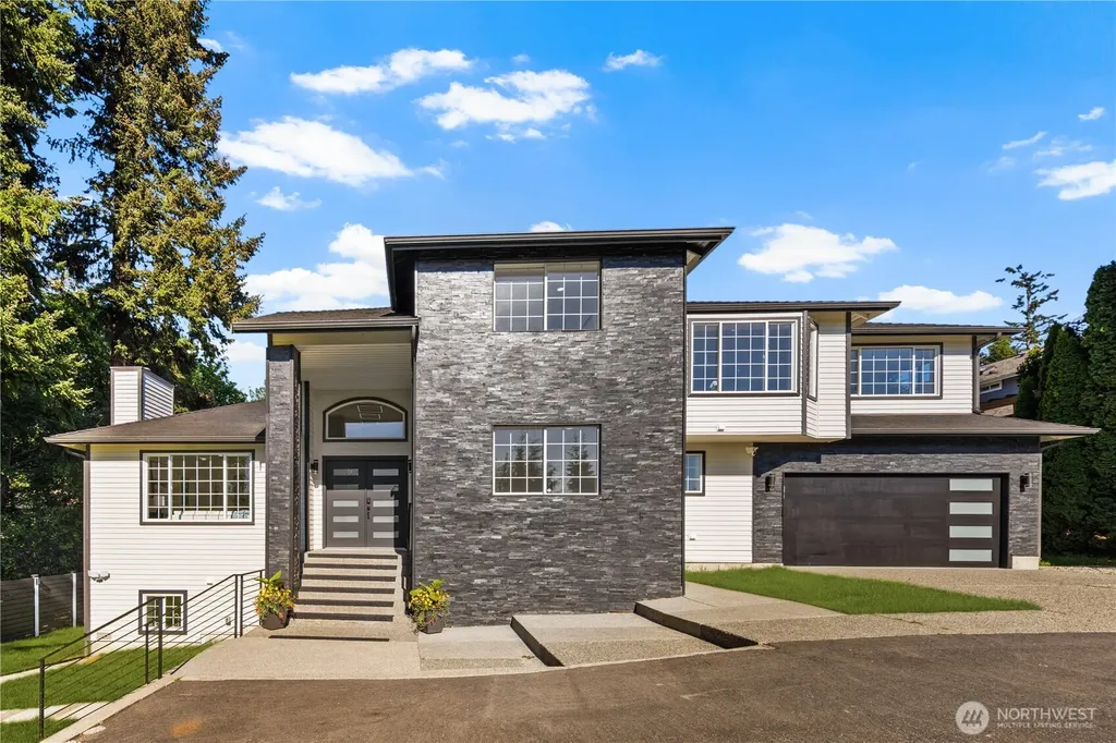 902 18th Street Mukilteo WA 98275