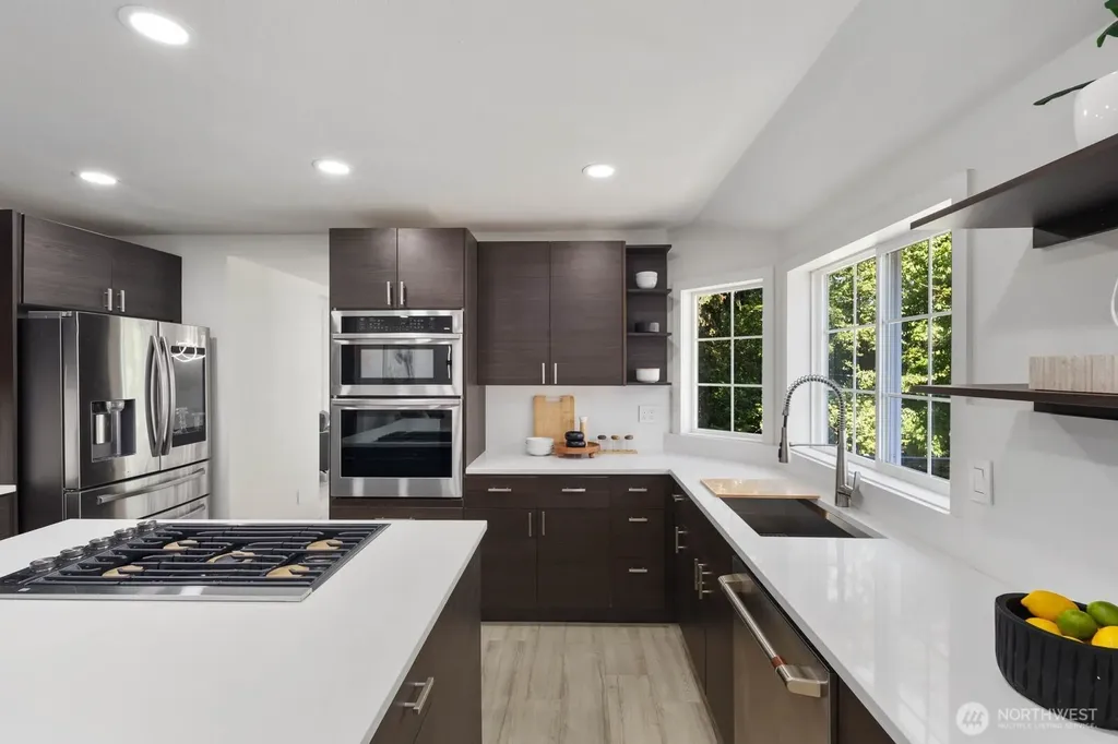 902 18th Street Mukilteo WA 98275
