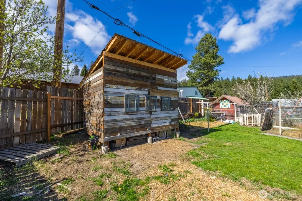 311 W Nevada Avenue Roslyn WA 98941
