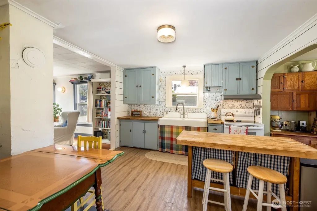 311 W Nevada Avenue Roslyn WA 98941