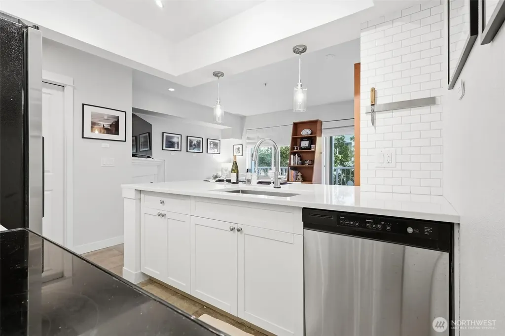 1545 NW 57th Street Seattle WA 98107