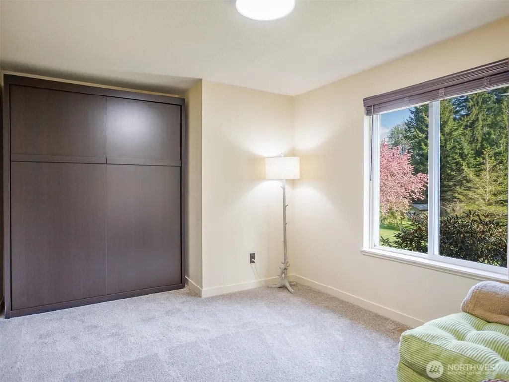 25 Carol Lane Elma WA 98541