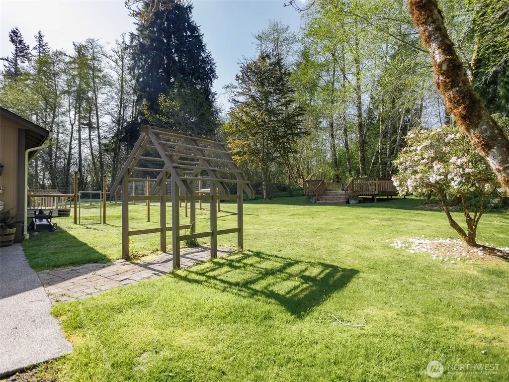 25 Carol Lane Elma WA 98541