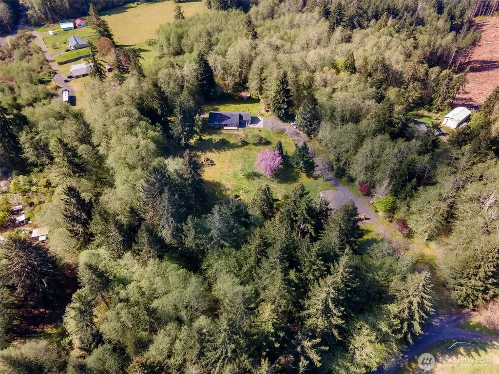 25 Carol Lane Elma WA 98541
