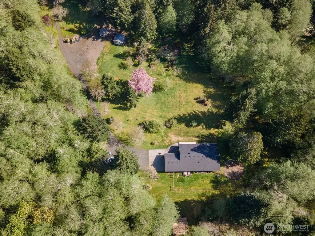 25 Carol Lane Elma WA 98541