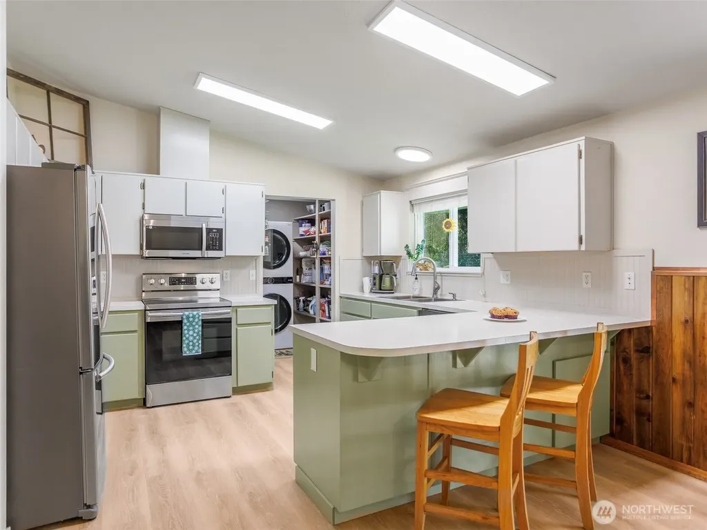 25 Carol Lane Elma WA 98541