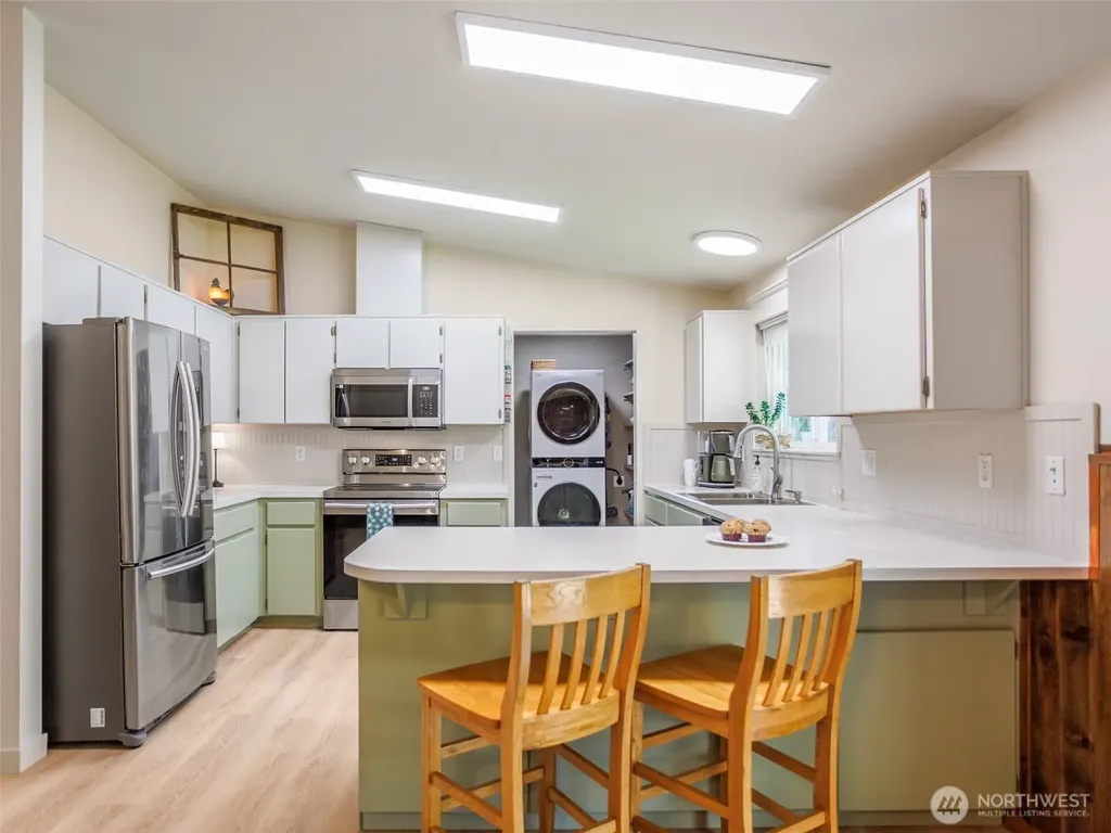 25 Carol Lane Elma WA 98541