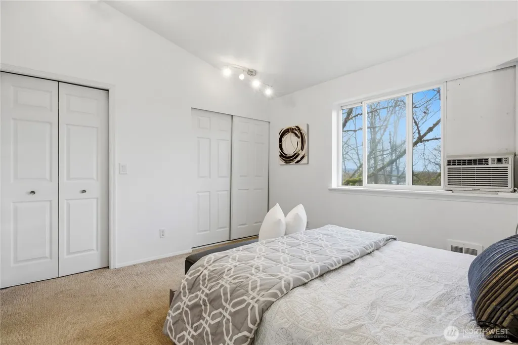 833 SW Sunset Boulevard Renton WA 98057