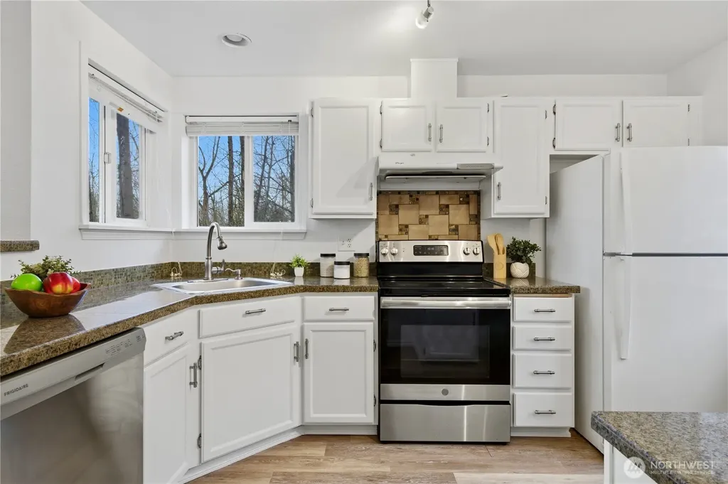 833 SW Sunset Boulevard Renton WA 98057
