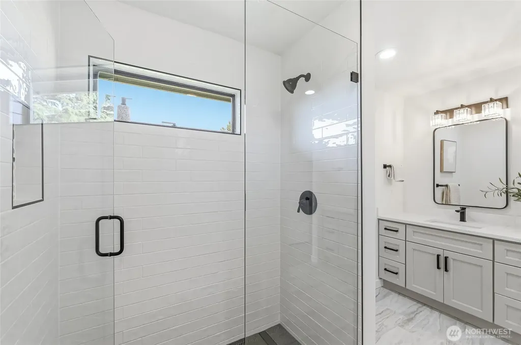 15419 62nd Avenue NE Kenmore WA 98028