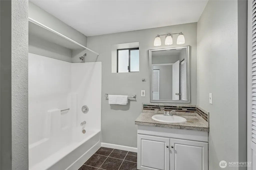 15419 62nd Avenue NE Kenmore WA 98028