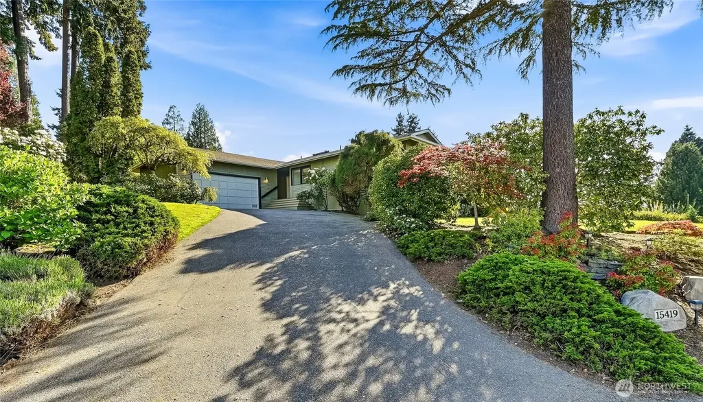 15419 62nd Avenue NE Kenmore WA 98028