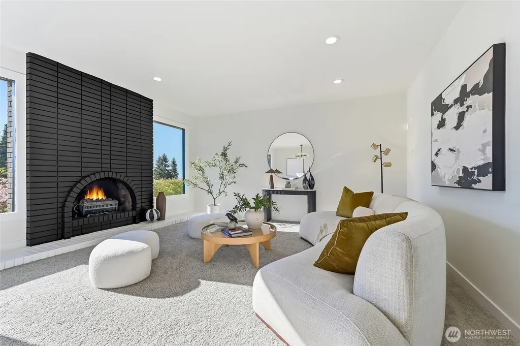 15419 62nd Avenue NE Kenmore WA 98028