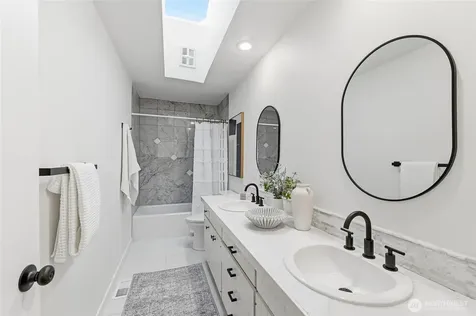 15419 62nd Avenue NE Kenmore WA 98028