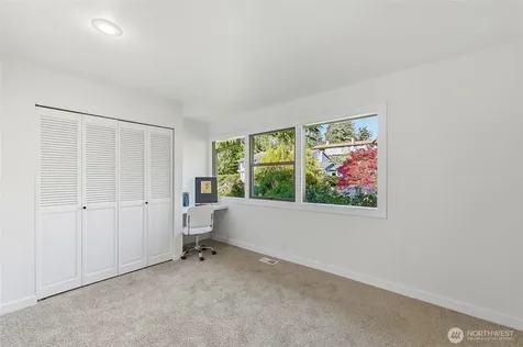15419 62nd Avenue NE Kenmore WA 98028