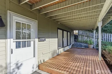 15419 62nd Avenue NE Kenmore WA 98028