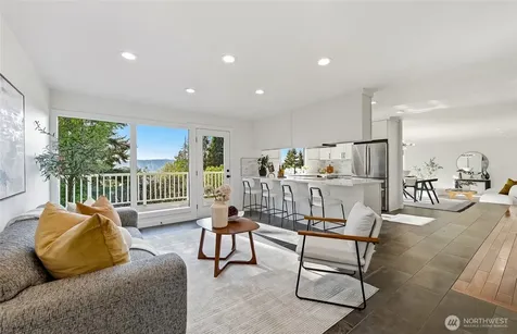 15419 62nd Avenue NE Kenmore WA 98028