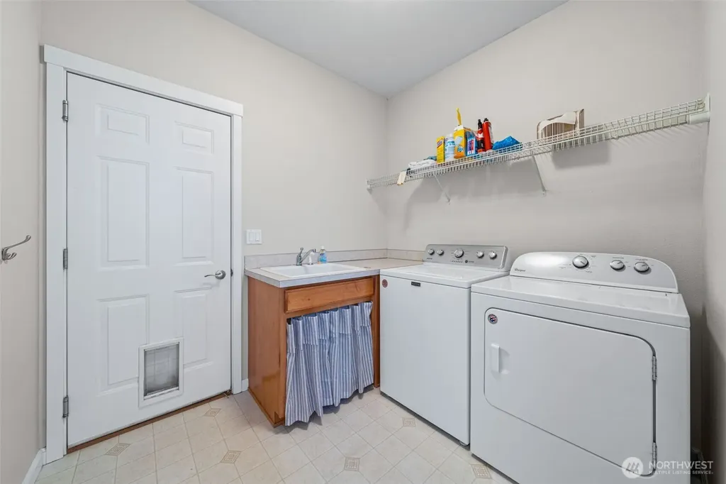 7121 Muirkirk Lane SW Port Orchard WA 98367