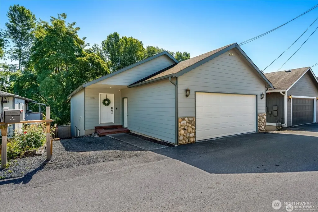 3116 12th Street Everett WA 98201