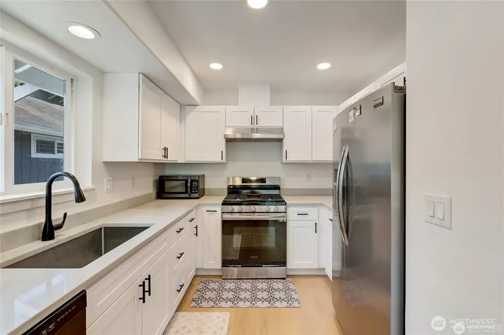 3116 12th Street Everett WA 98201