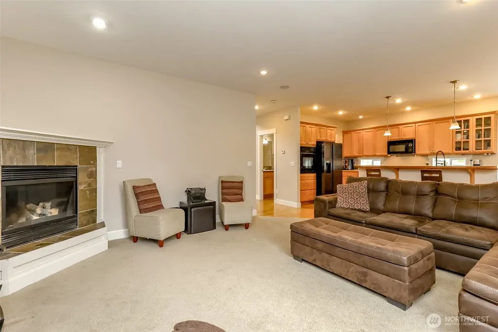 6213 122nd Street Ct E Puyallup WA 98373