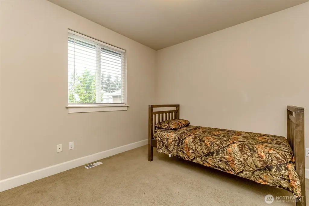 6213 122nd Street Ct E Puyallup WA 98373