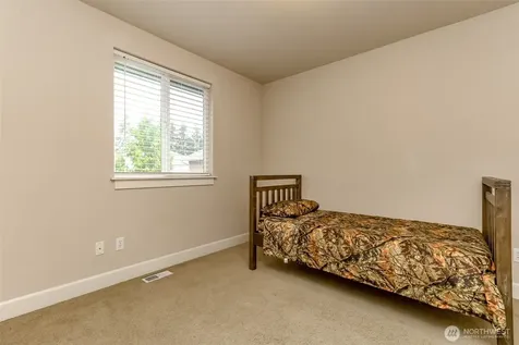 6213 122nd Street Ct E Puyallup WA 98373