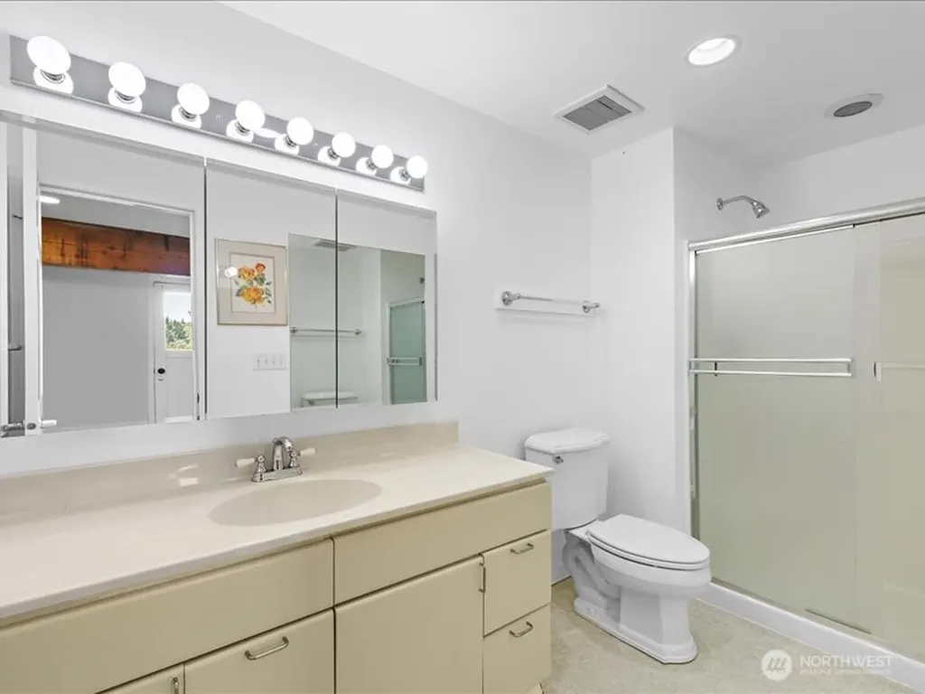 6418 E Mercer Way Mercer Island WA 98040