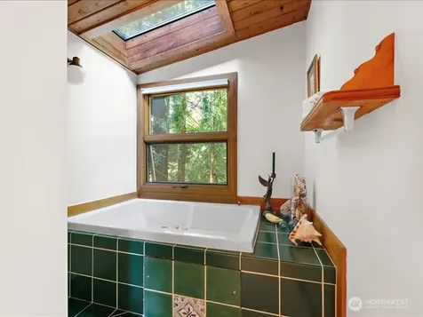 6418 E Mercer Way Mercer Island WA 98040