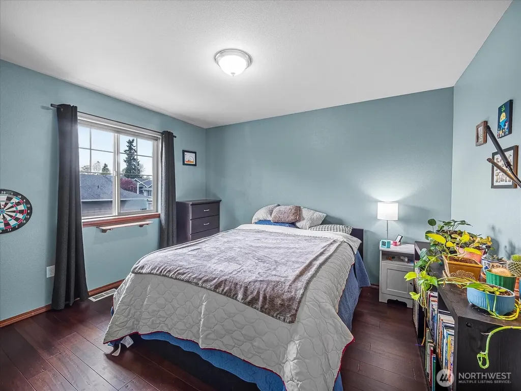 1011 94th Drive NE Lake Stevens WA 98258
