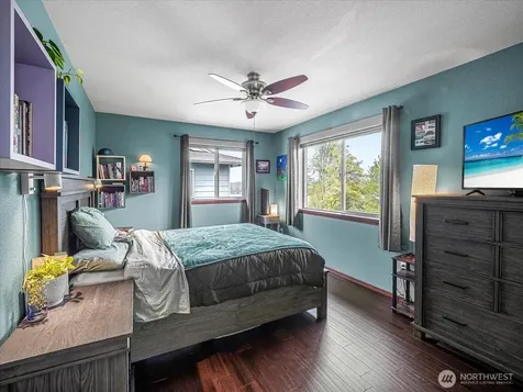 1011 94th Drive NE Lake Stevens WA 98258