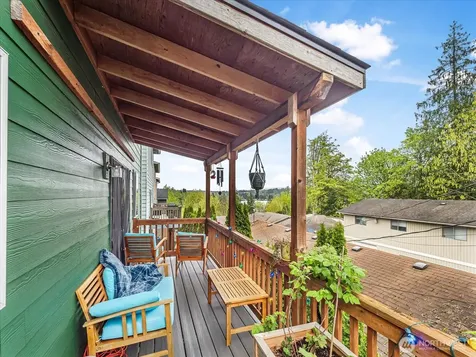 1011 94th Drive NE Lake Stevens WA 98258