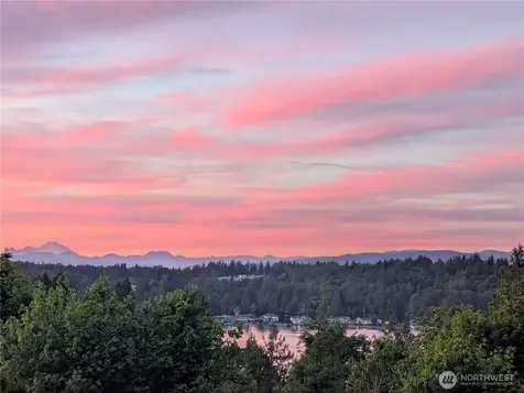1011 94th Drive NE Lake Stevens WA 98258