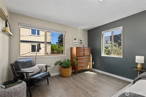 4511 Greenwood Avenue N Seattle WA 98103