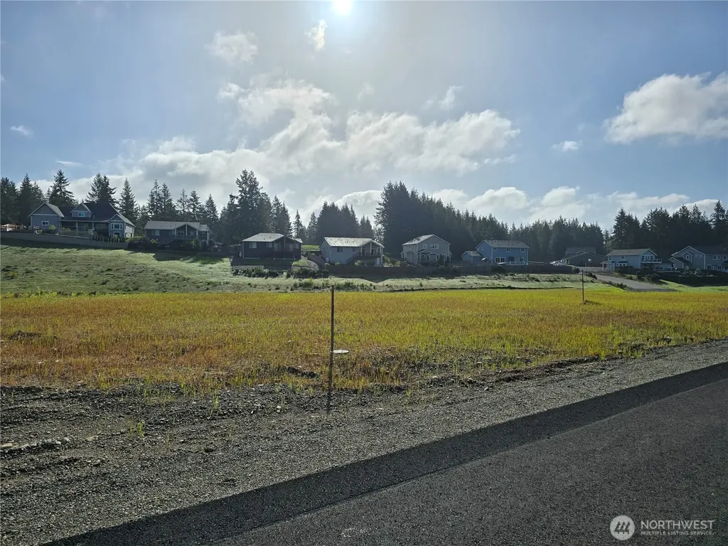 111 E Donbob Lane Allyn WA 98524