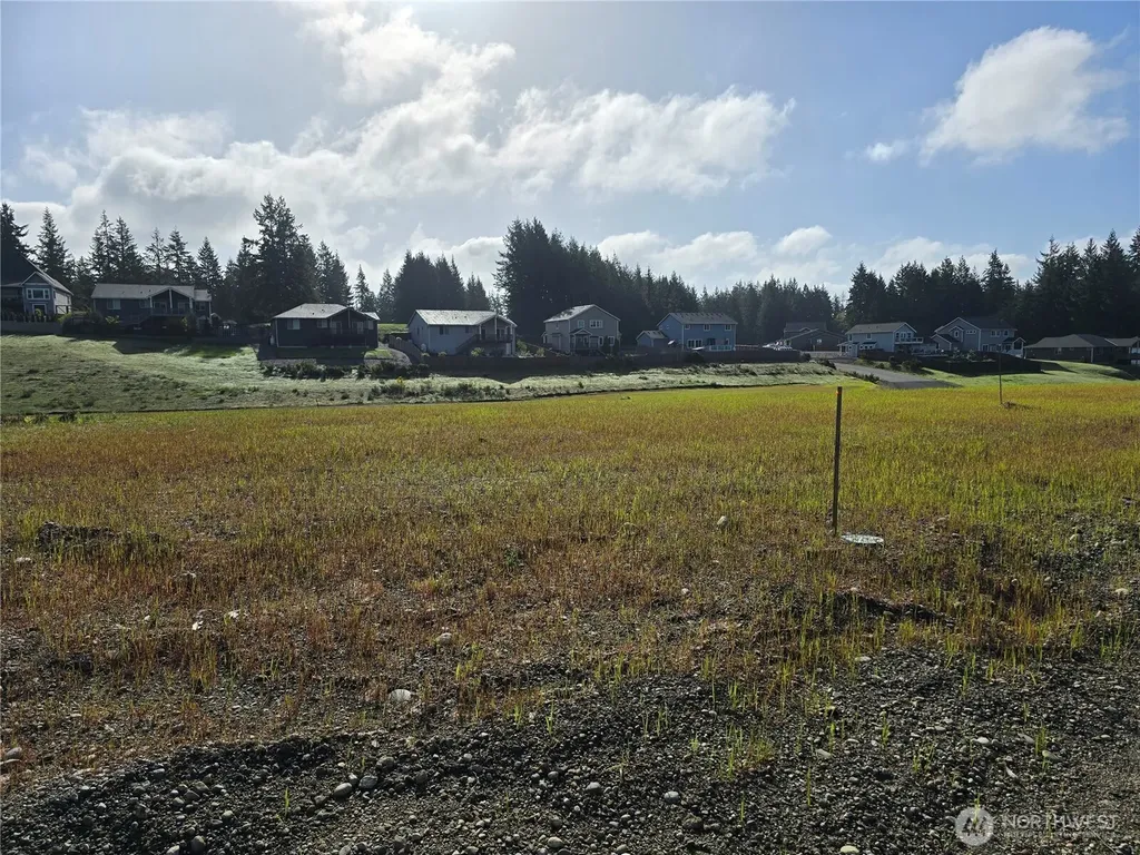 111 E Donbob Lane Allyn WA 98524