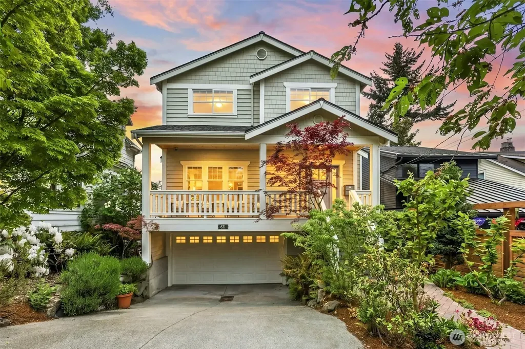 621 NE 77th Street Seattle WA 98115