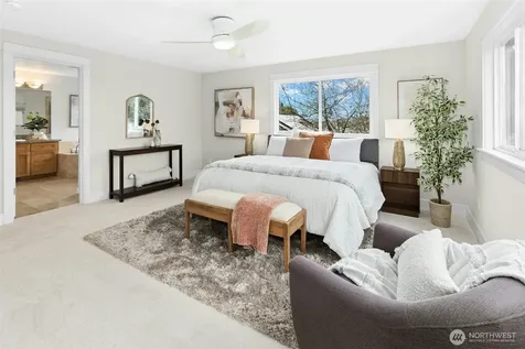 621 NE 77th Street Seattle WA 98115