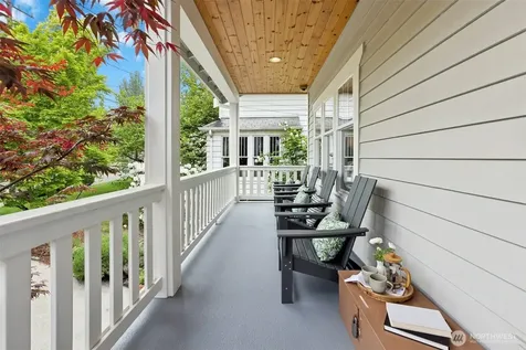 621 NE 77th Street Seattle WA 98115