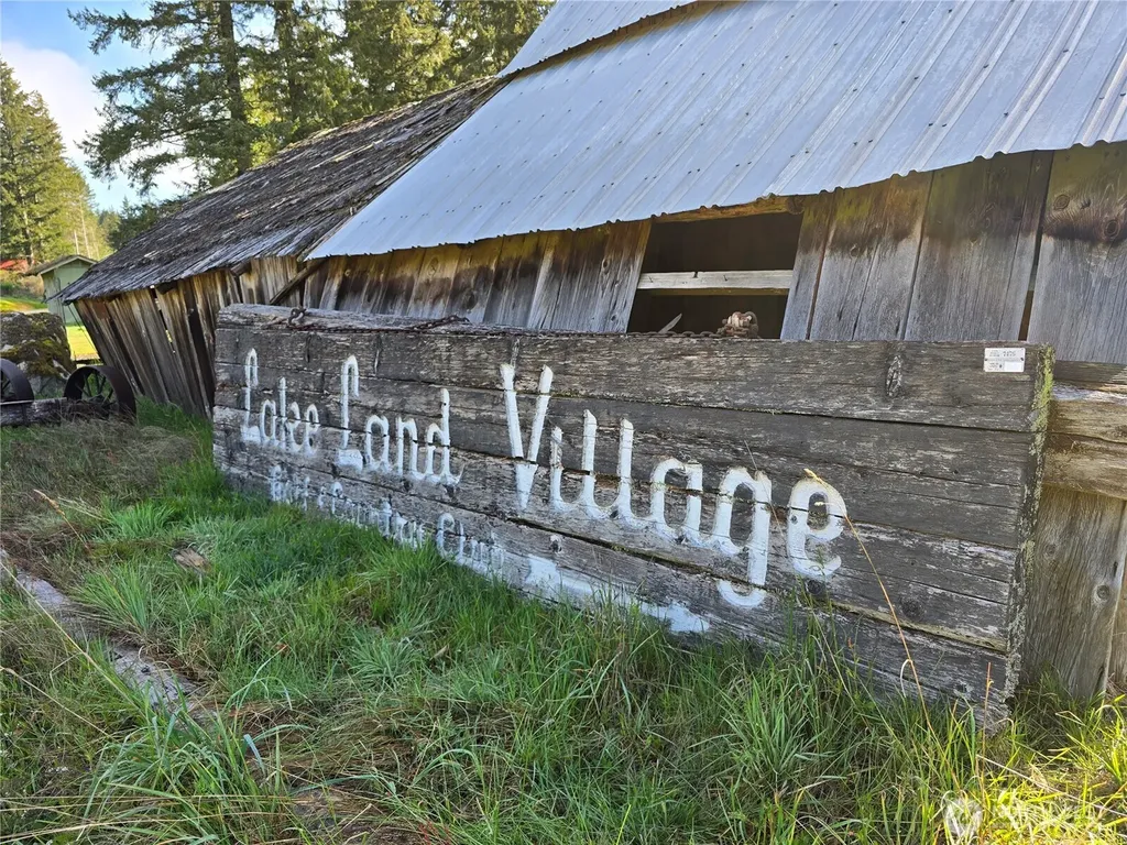 61 E Virgil Drive W Allyn WA 98524