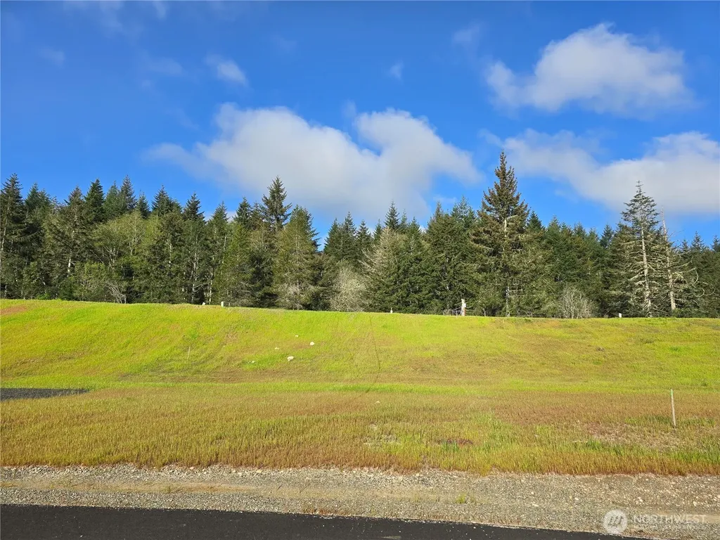 41 E Virgil Drive W Allyn WA 98524