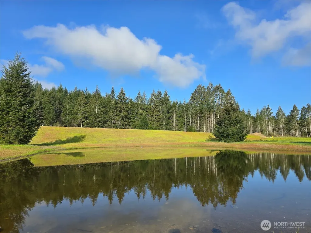91 E Virgil Drive W Allyn WA 98524