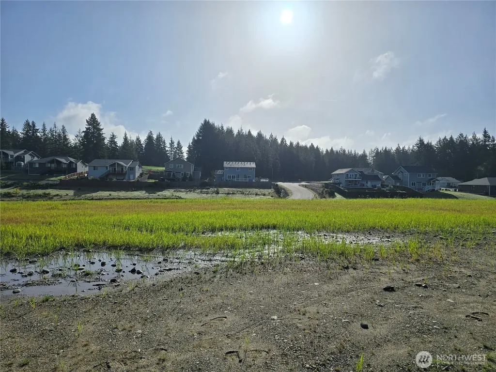 140 E Donbob Lane Allyn WA 98524