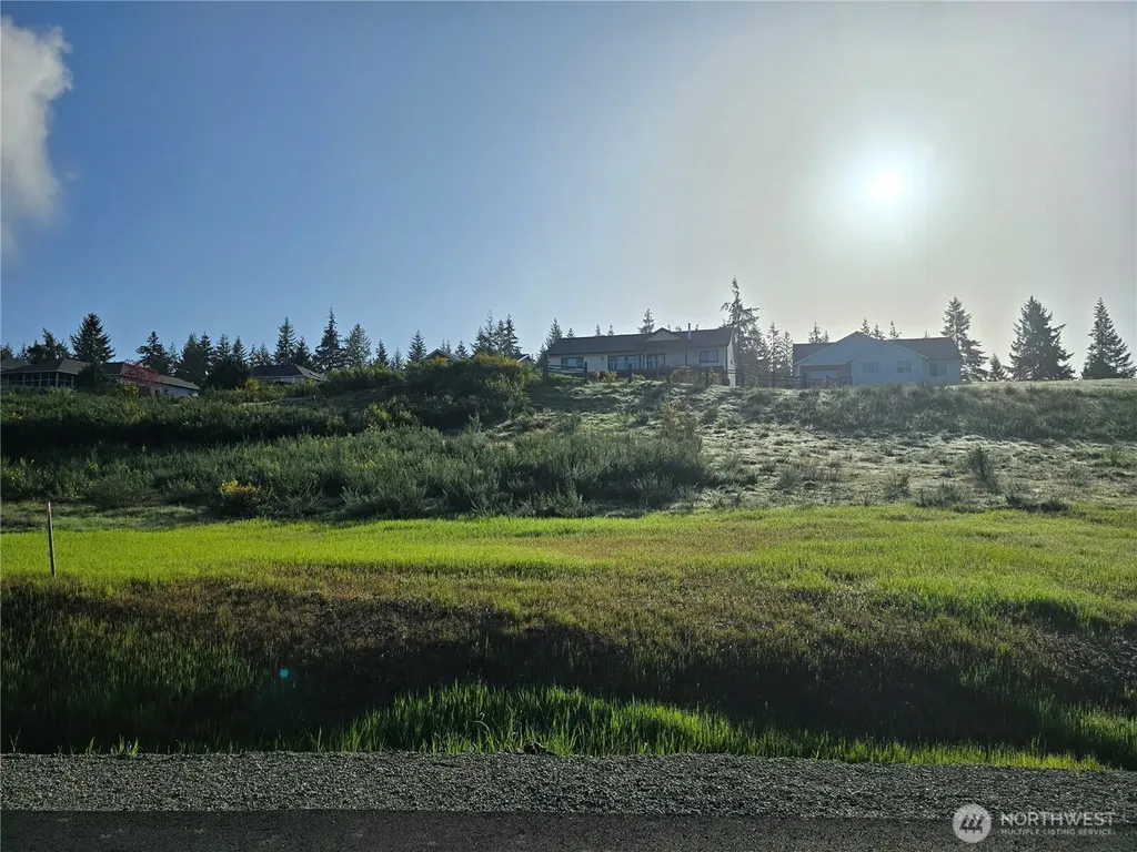 110 E Virgil Drive W Allyn WA 98524