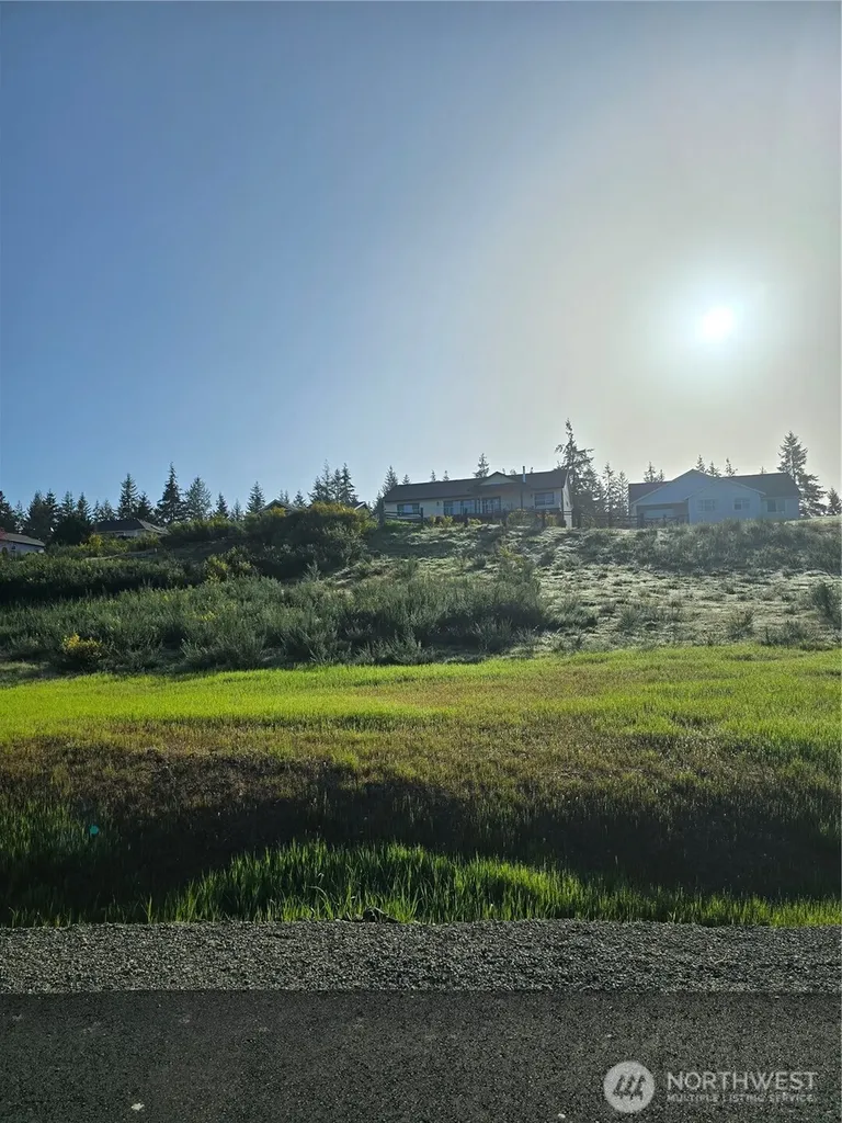 110 E Virgil Drive W Allyn WA 98524
